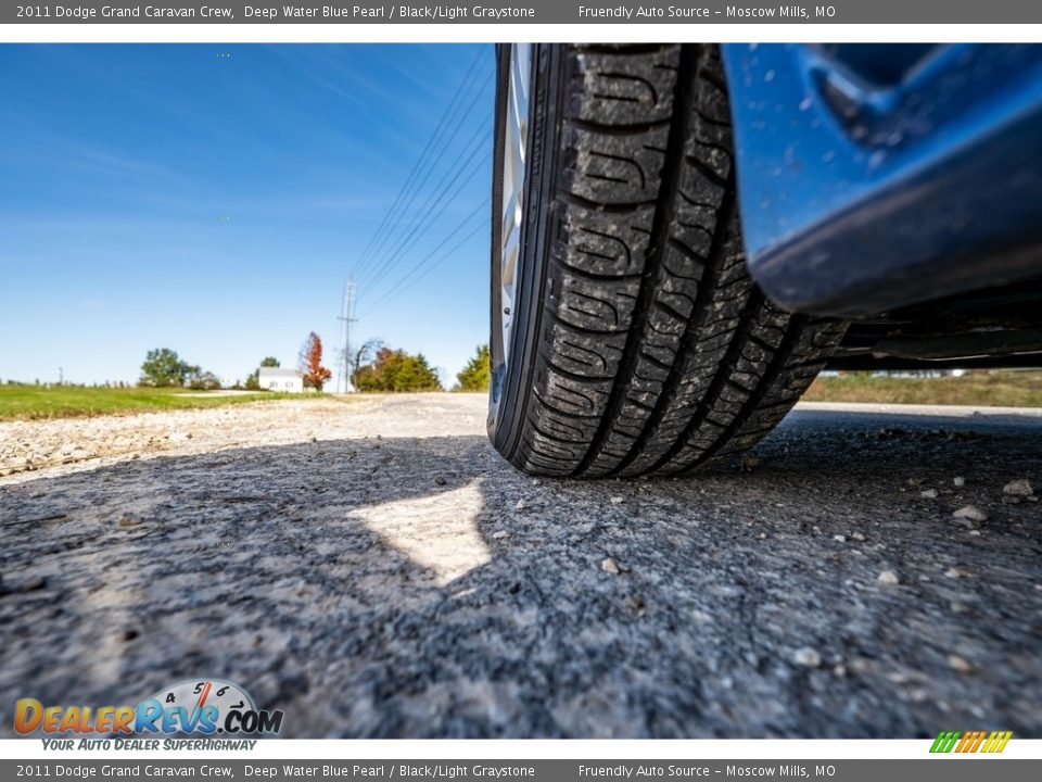 2011 Dodge Grand Caravan Crew Deep Water Blue Pearl / Black/Light Graystone Photo #15