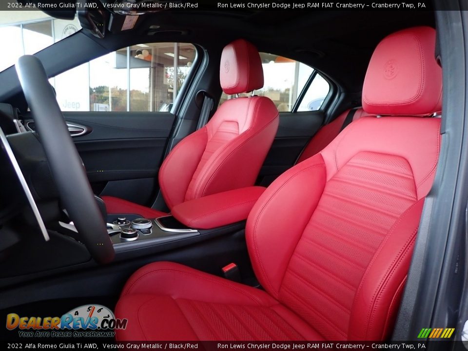 Black/Red Interior - 2022 Alfa Romeo Giulia Ti AWD Photo #12