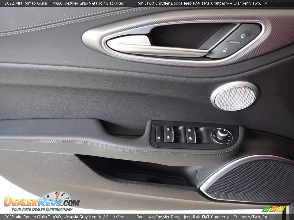 Door Panel of 2022 Alfa Romeo Giulia Ti AWD Photo #15