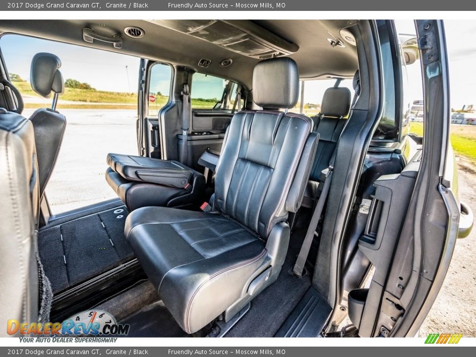 2017 Dodge Grand Caravan GT Granite / Black Photo #22