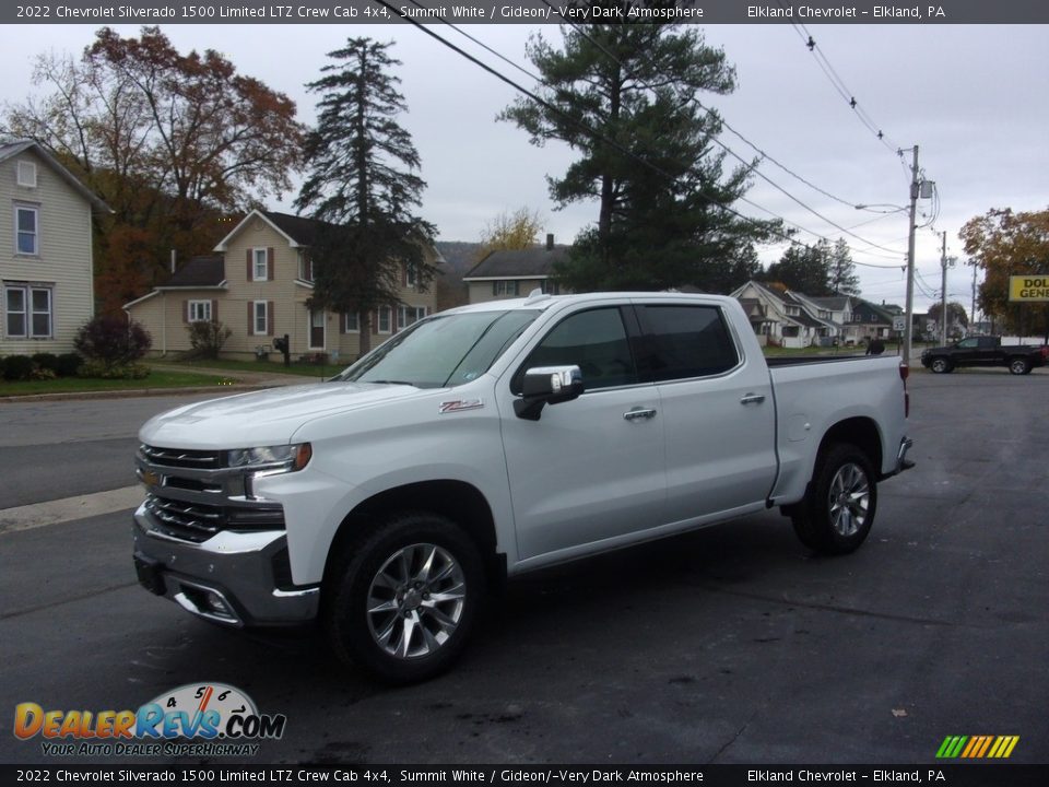 Front 3/4 View of 2022 Chevrolet Silverado 1500 Limited LTZ Crew Cab 4x4 Photo #7