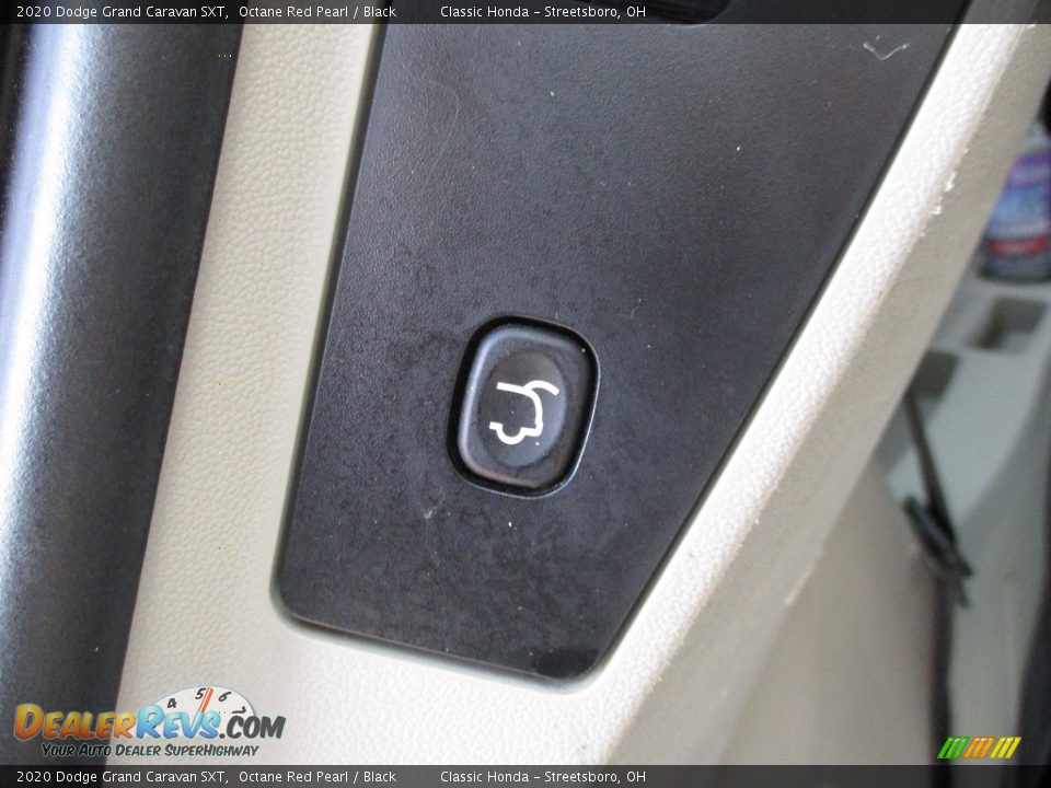 2020 Dodge Grand Caravan SXT Octane Red Pearl / Black Photo #14