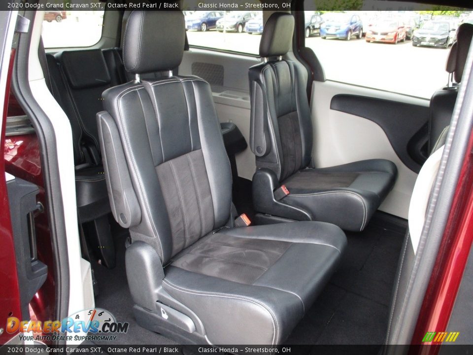 2020 Dodge Grand Caravan SXT Octane Red Pearl / Black Photo #21