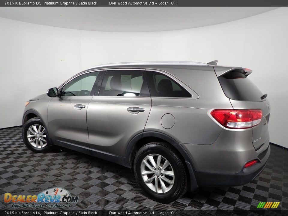 2016 Kia Sorento LX Platinum Graphite / Satin Black Photo #12