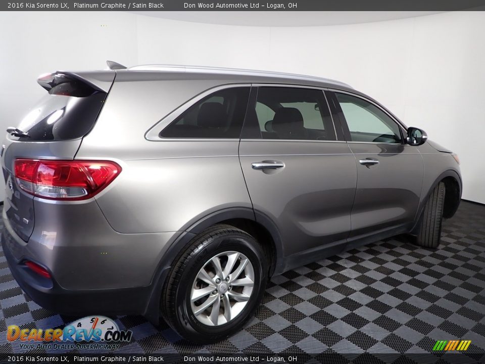 2016 Kia Sorento LX Platinum Graphite / Satin Black Photo #16