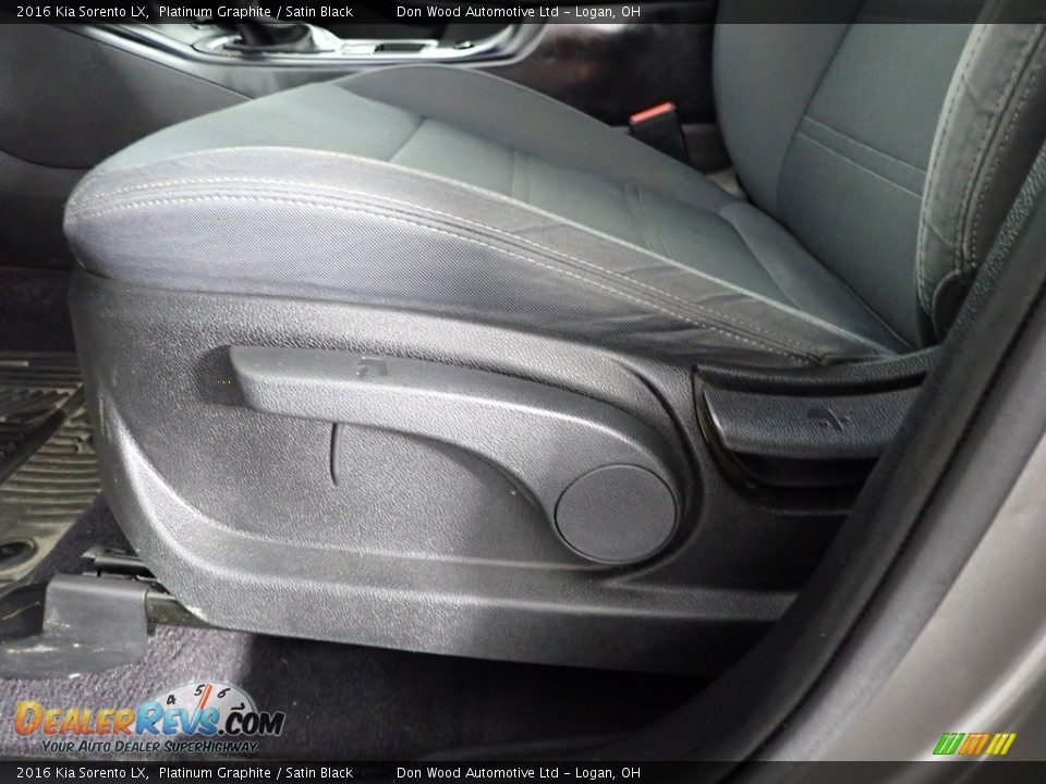 2016 Kia Sorento LX Platinum Graphite / Satin Black Photo #19