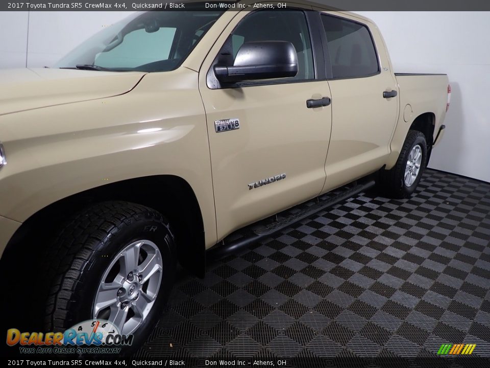 2017 Toyota Tundra SR5 CrewMax 4x4 Quicksand / Black Photo #10