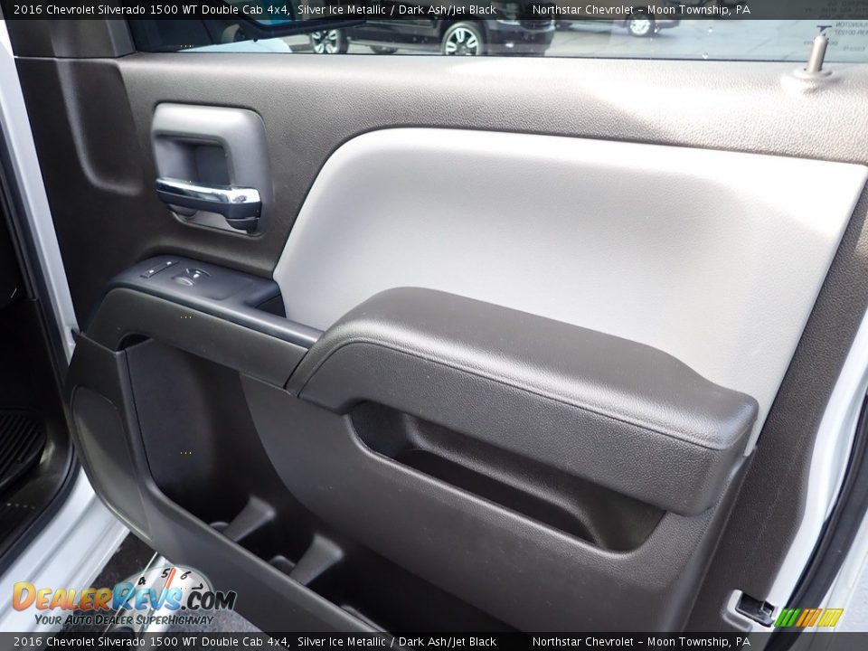 Door Panel of 2016 Chevrolet Silverado 1500 WT Double Cab 4x4 Photo #16