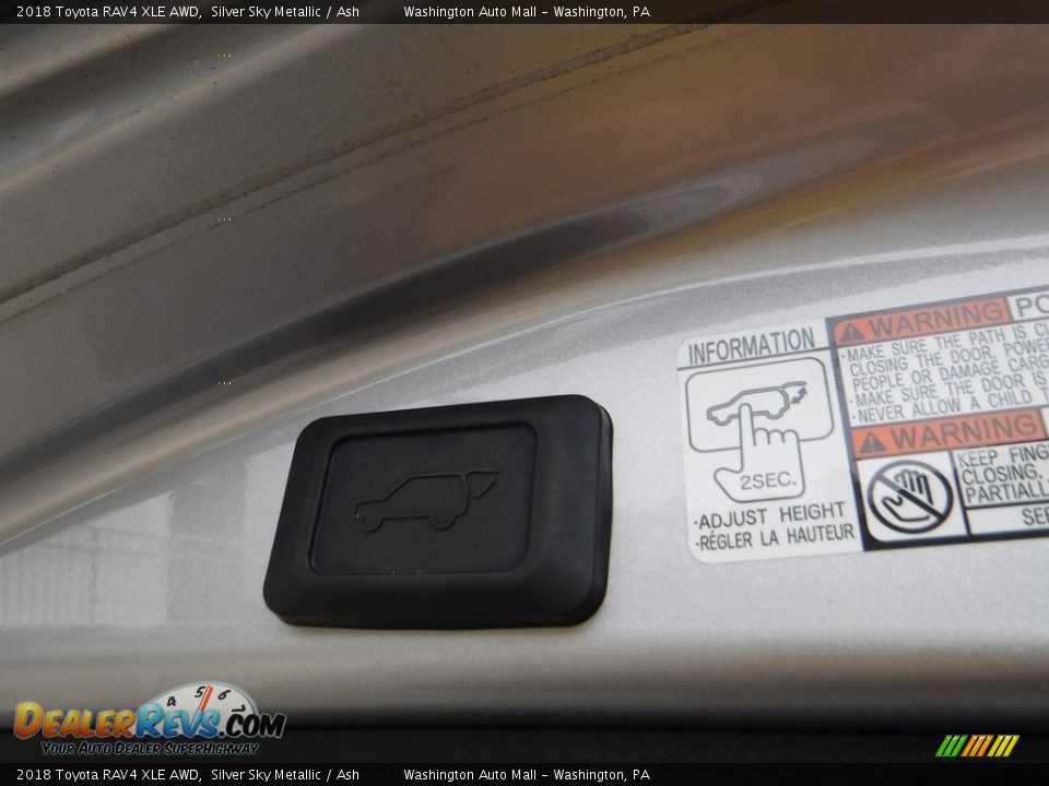 2018 Toyota RAV4 XLE AWD Silver Sky Metallic / Ash Photo #29