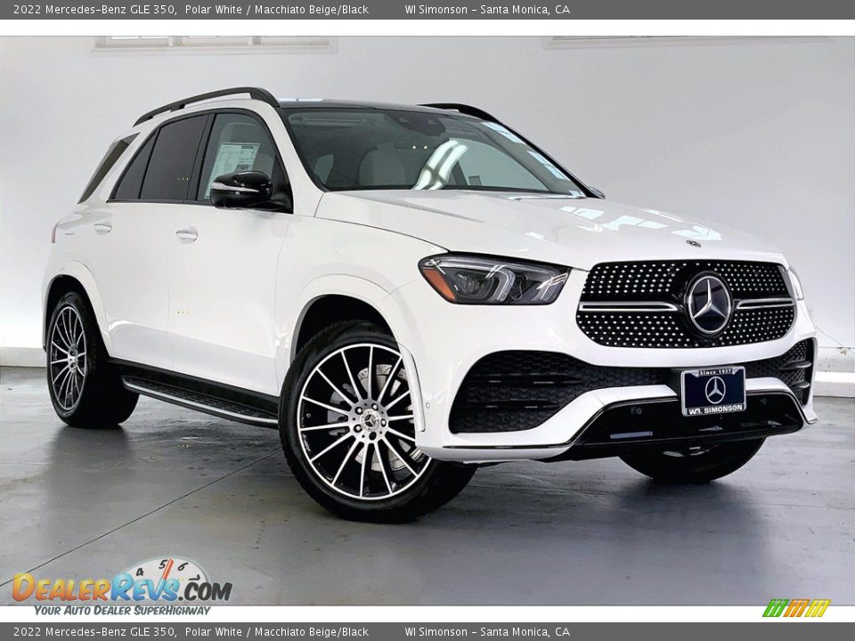 Front 3/4 View of 2022 Mercedes-Benz GLE 350 Photo #12