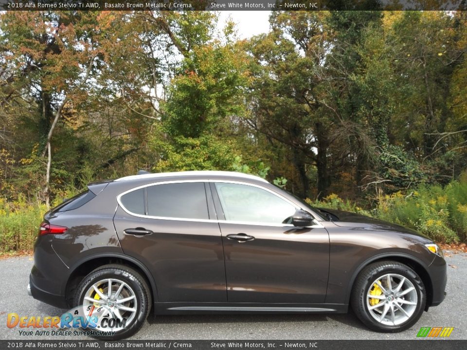 Basalto Brown Metallic 2018 Alfa Romeo Stelvio Ti AWD Photo #6