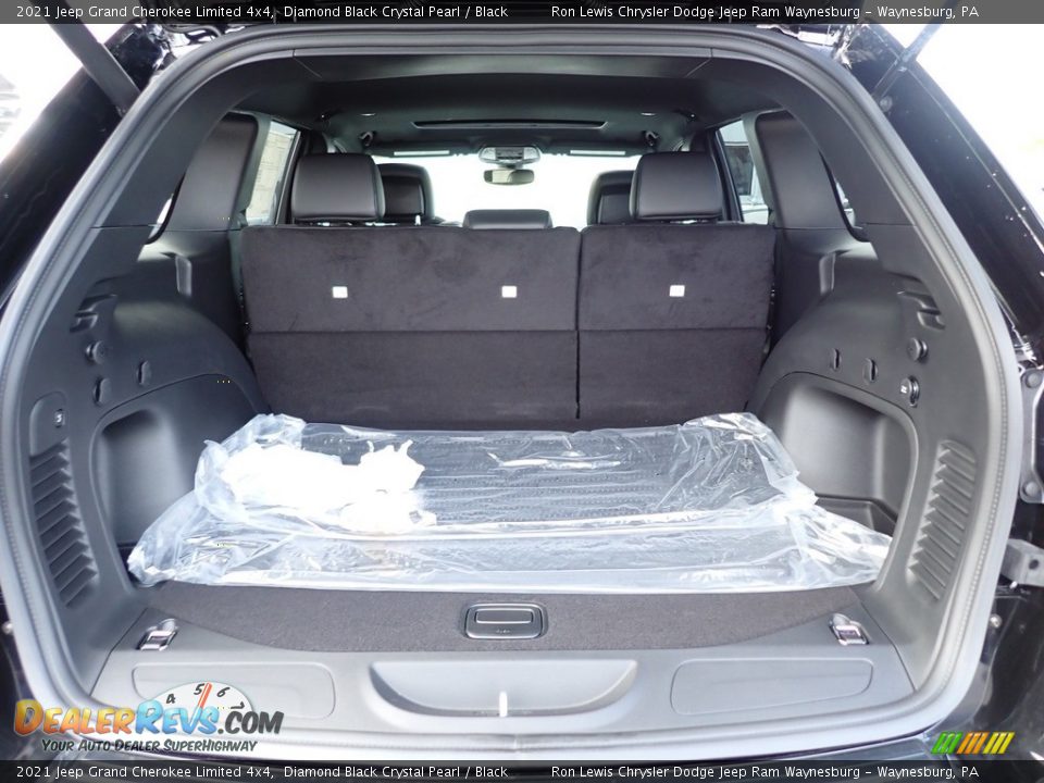2021 Jeep Grand Cherokee Limited 4x4 Diamond Black Crystal Pearl / Black Photo #5