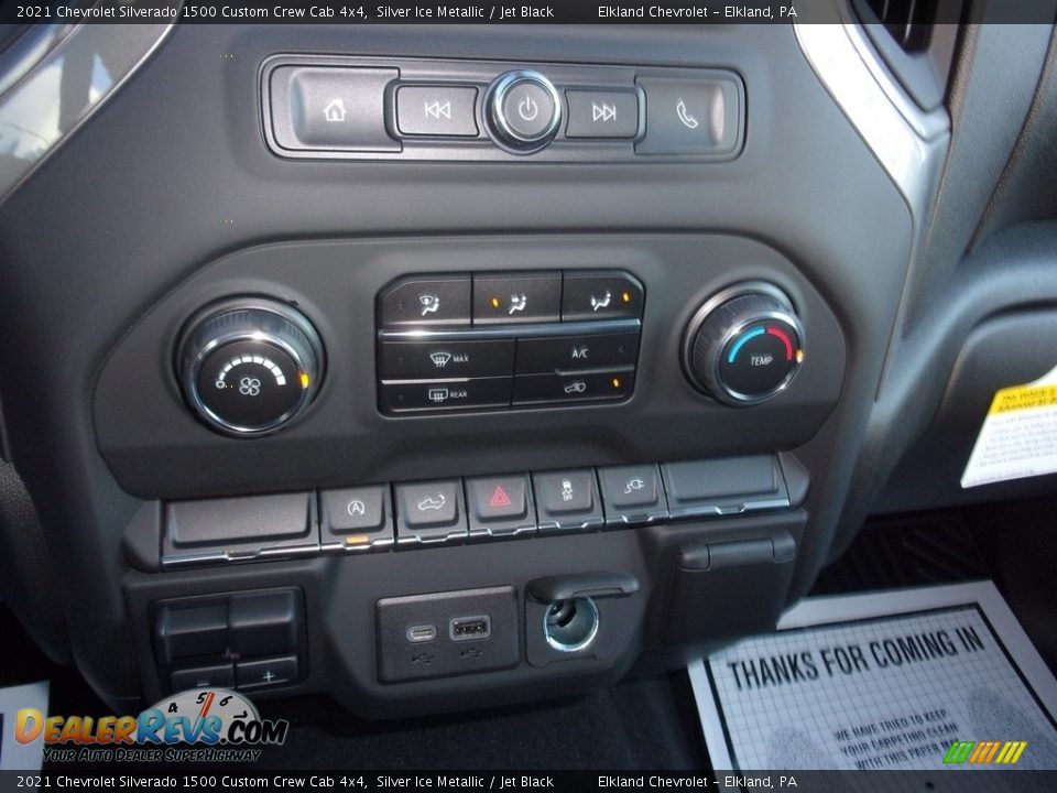 2021 Chevrolet Silverado 1500 Custom Crew Cab 4x4 Silver Ice Metallic / Jet Black Photo #31