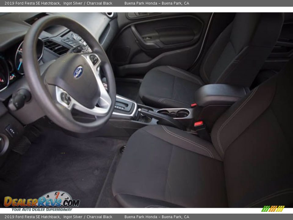 2019 Ford Fiesta SE Hatchback Ingot Silver / Charcoal Black Photo #3