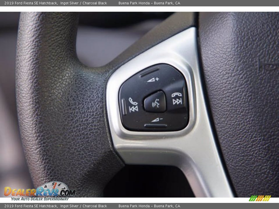 2019 Ford Fiesta SE Hatchback Ingot Silver / Charcoal Black Photo #14