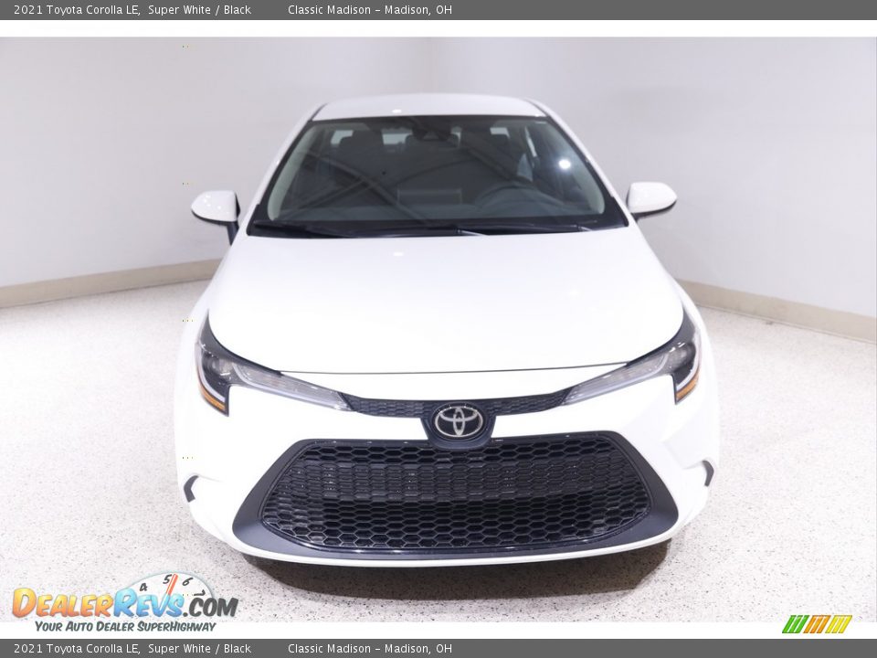 2021 Toyota Corolla LE Super White / Black Photo #2