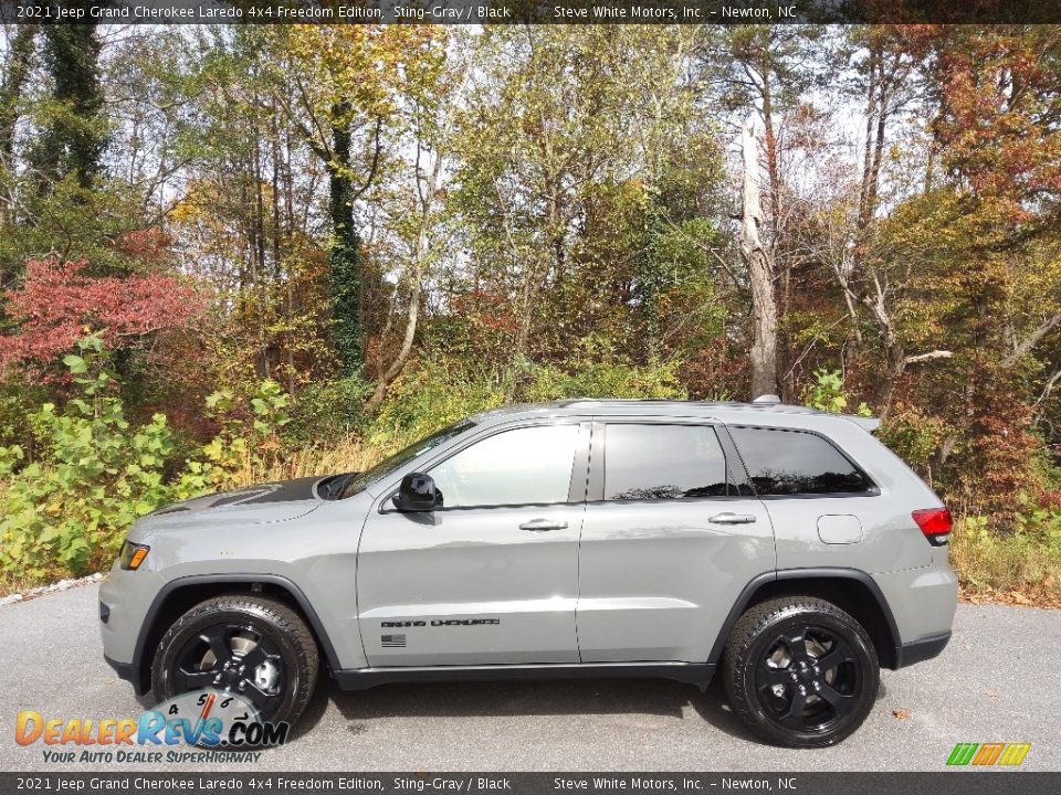 Sting-Gray 2021 Jeep Grand Cherokee Laredo 4x4 Freedom Edition Photo #1