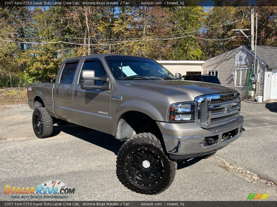 2007 Ford F250 Super Duty Lariat Crew Cab Arizona Beige Metallic / Tan Photo #2