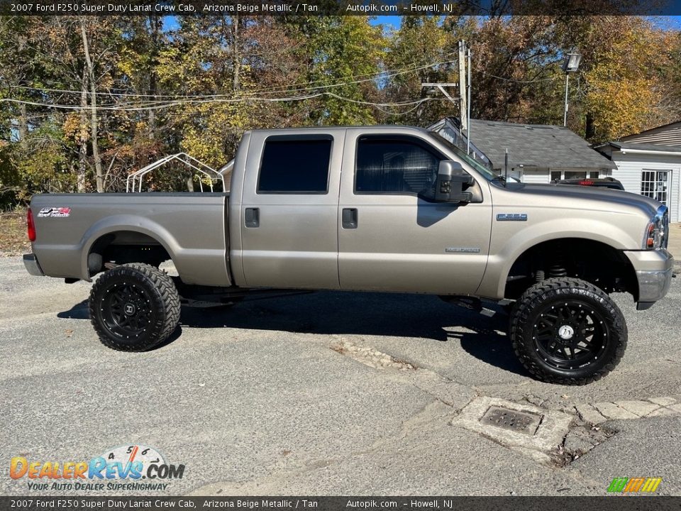 2007 Ford F250 Super Duty Lariat Crew Cab Arizona Beige Metallic / Tan Photo #3