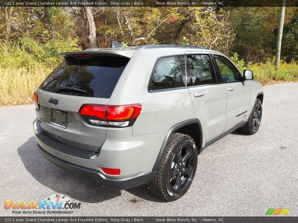 2021 Jeep Grand Cherokee Laredo 4x4 Freedom Edition Sting-Gray / Black Photo #6