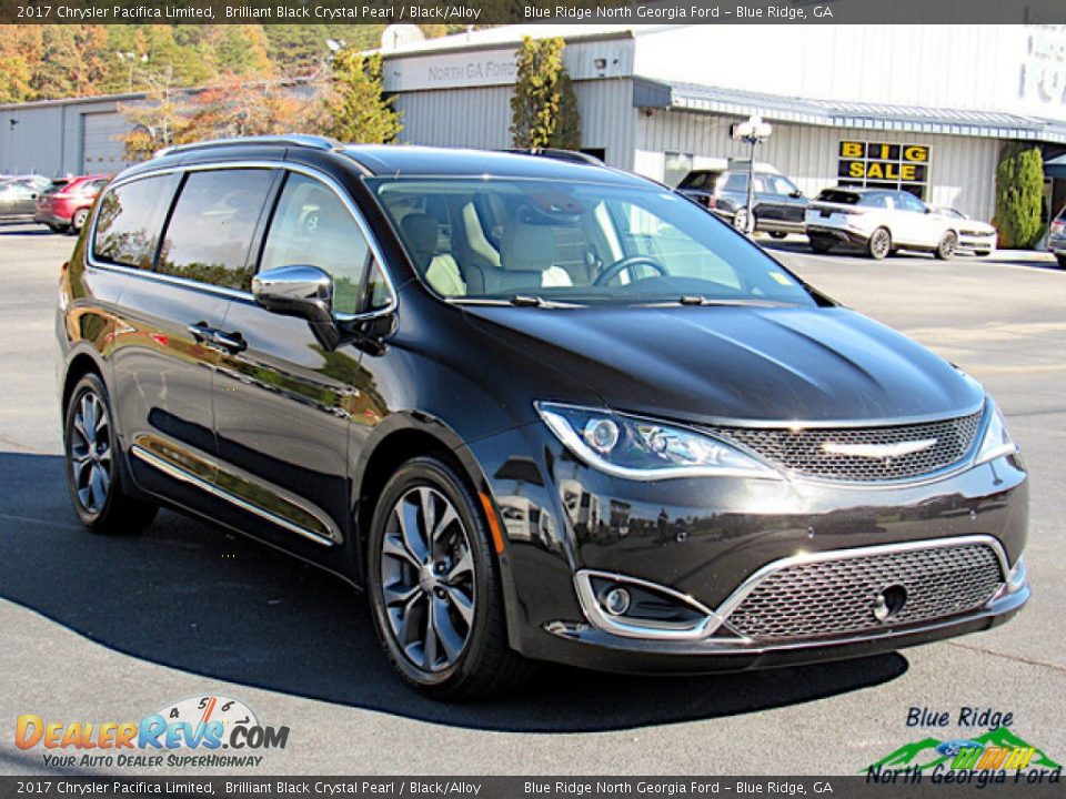 2017 Chrysler Pacifica Limited Brilliant Black Crystal Pearl / Black/Alloy Photo #7