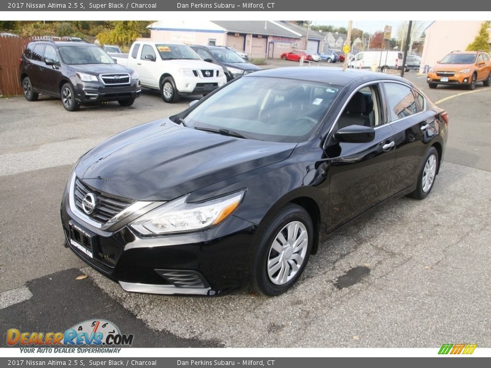 2017 Nissan Altima 2.5 S Super Black / Charcoal Photo #1