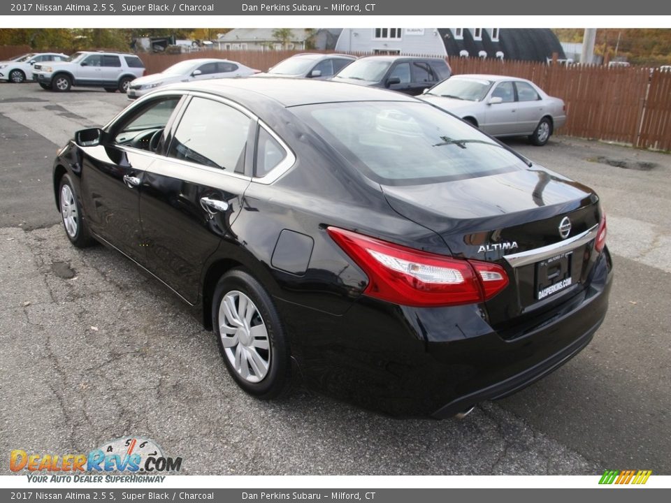 2017 Nissan Altima 2.5 S Super Black / Charcoal Photo #7