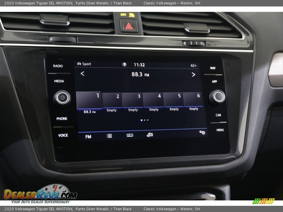 2020 Volkswagen Tiguan SEL 4MOTION Pyrite Silver Metallic / Titan Black Photo #10