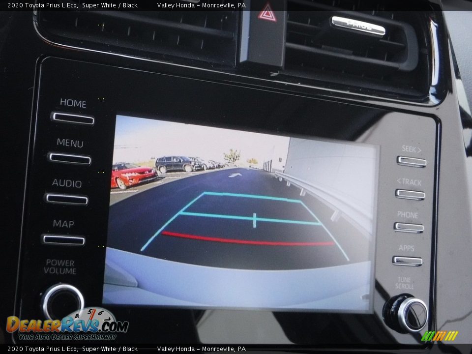 2020 Toyota Prius L Eco Super White / Black Photo #20