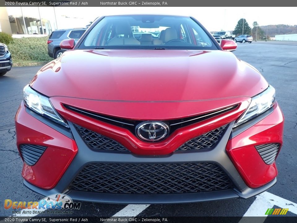 2020 Toyota Camry SE Supersonic Red / Ash Photo #3