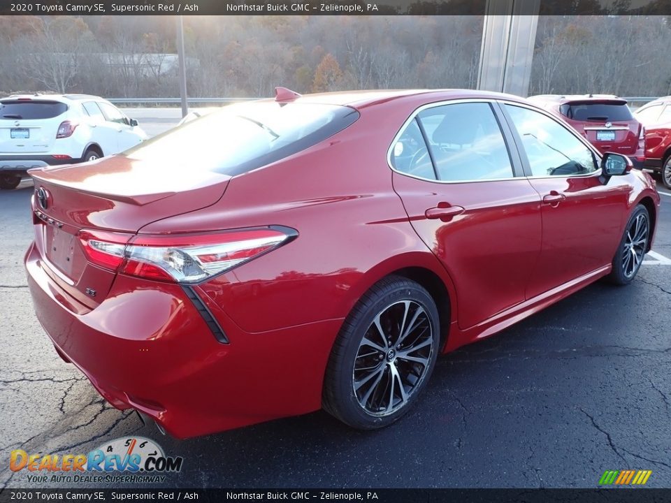 2020 Toyota Camry SE Supersonic Red / Ash Photo #9