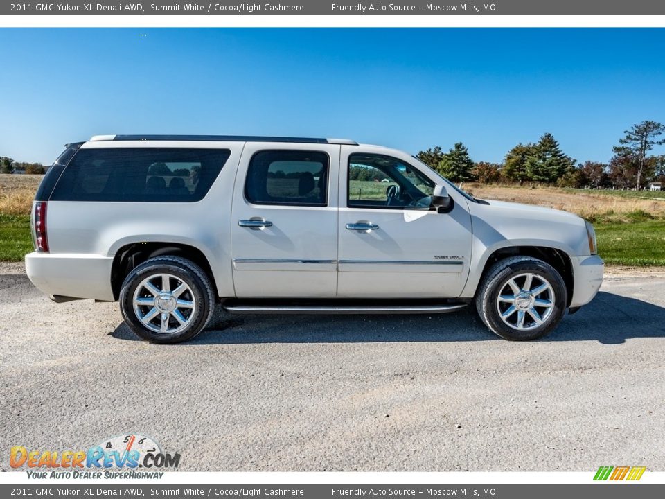 2011 GMC Yukon XL Denali AWD Summit White / Cocoa/Light Cashmere Photo #3