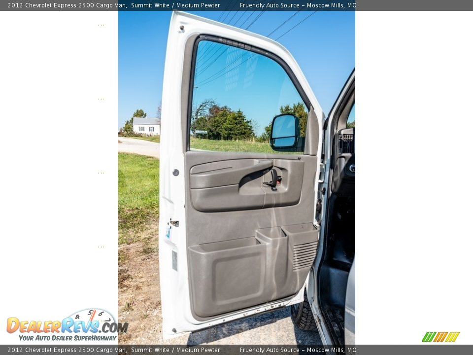 2012 Chevrolet Express 2500 Cargo Van Summit White / Medium Pewter Photo #26