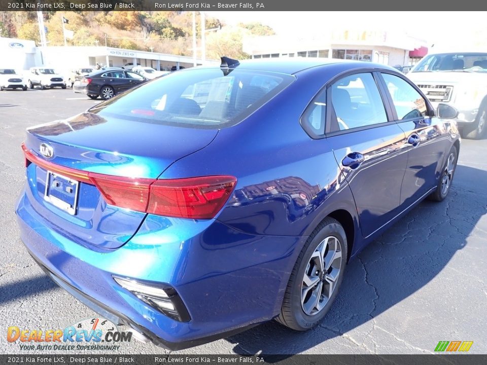 2021 Kia Forte LXS Deep Sea Blue / Black Photo #2