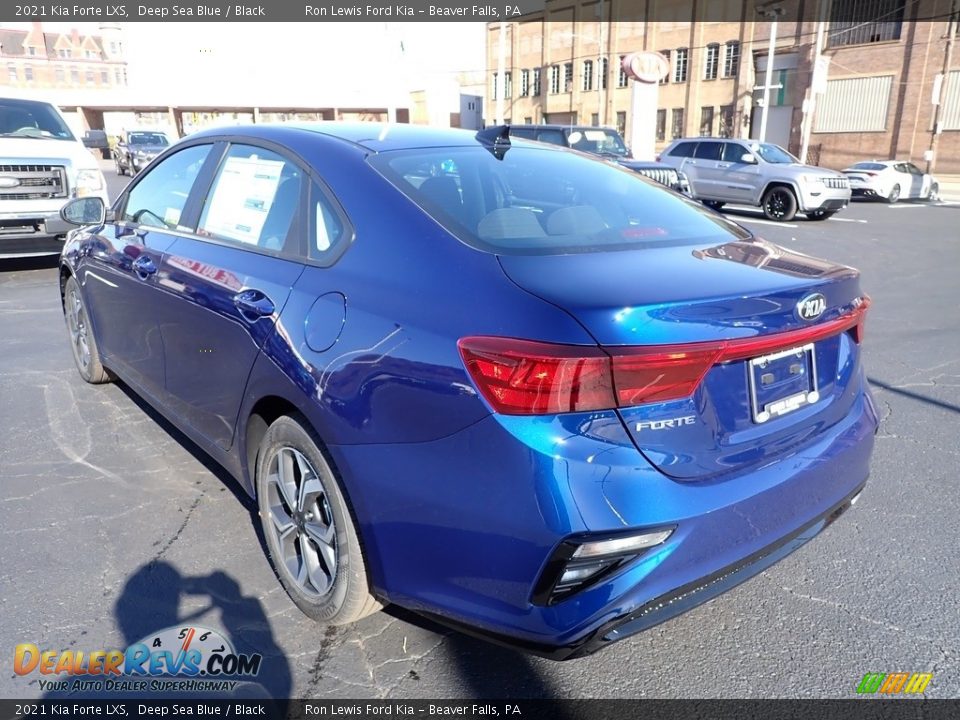 2021 Kia Forte LXS Deep Sea Blue / Black Photo #4