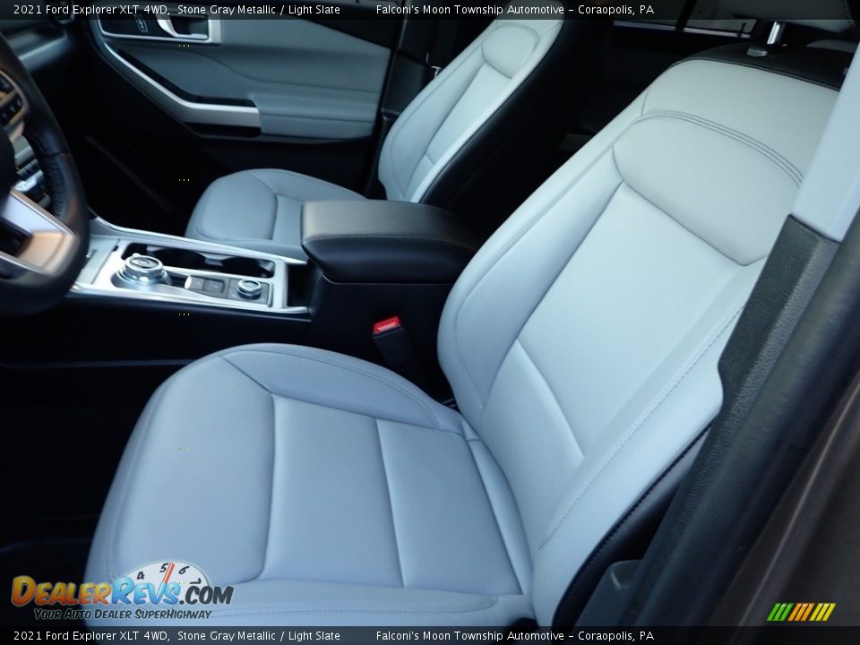 Front Seat of 2021 Ford Explorer XLT 4WD Photo #18