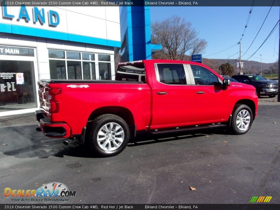 2019 Chevrolet Silverado 1500 Custom Crew Cab 4WD Red Hot / Jet Black Photo #3