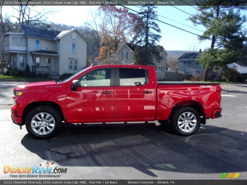 2019 Chevrolet Silverado 1500 Custom Crew Cab 4WD Red Hot / Jet Black Photo #6