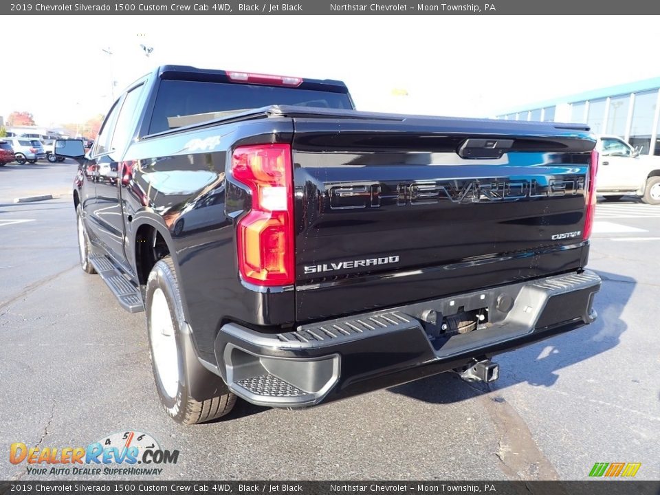 2019 Chevrolet Silverado 1500 Custom Crew Cab 4WD Black / Jet Black Photo #5