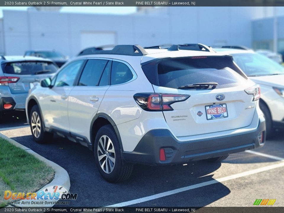 2020 Subaru Outback 2.5i Premium Crystal White Pearl / Slate Black Photo #4