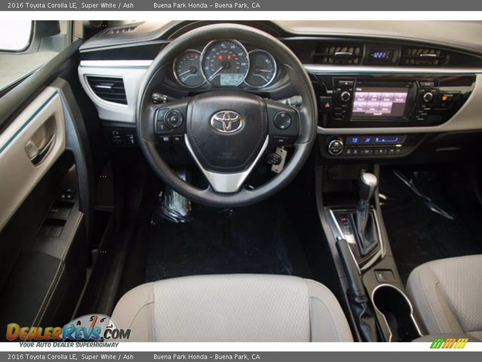 2016 Toyota Corolla LE Super White / Ash Photo #5