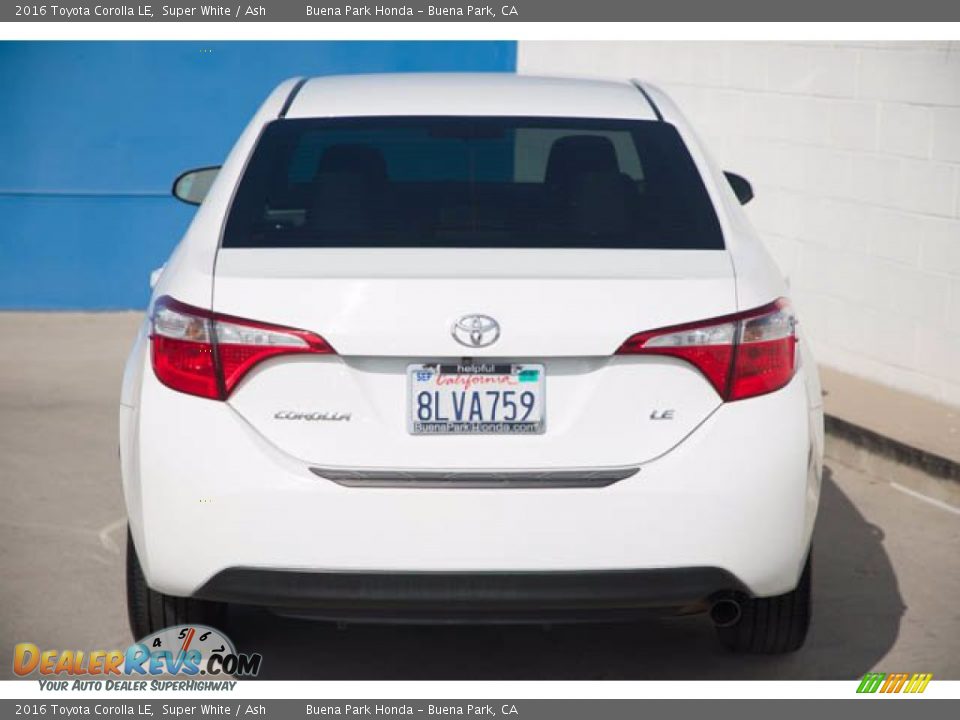 2016 Toyota Corolla LE Super White / Ash Photo #9