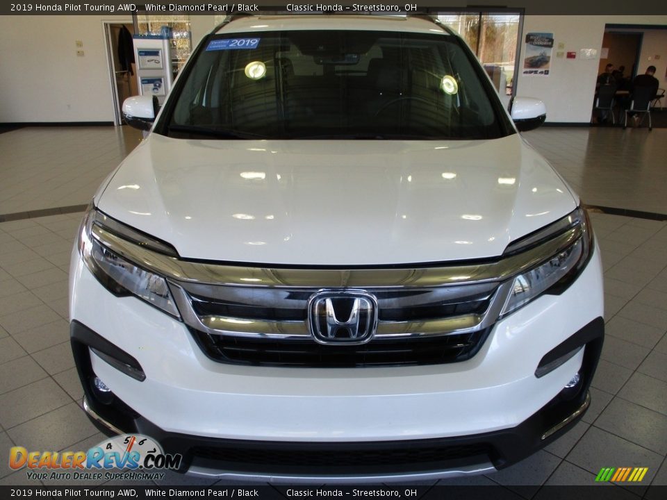 2019 Honda Pilot Touring AWD White Diamond Pearl / Black Photo #2