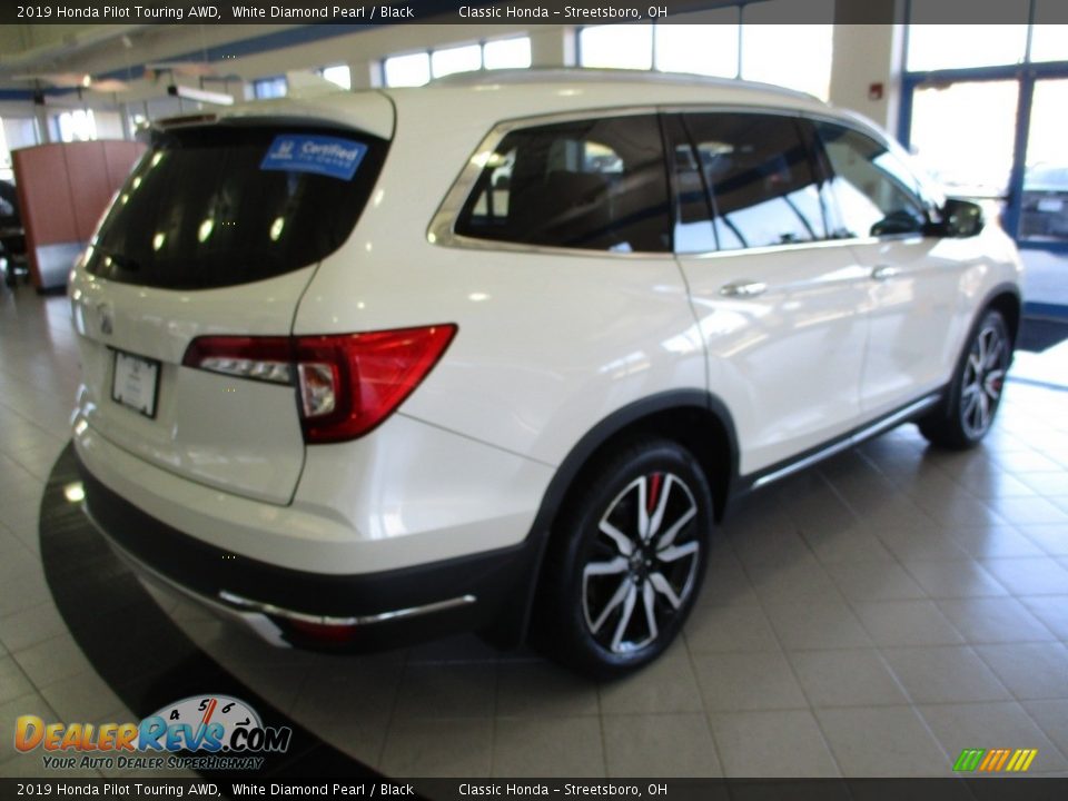2019 Honda Pilot Touring AWD White Diamond Pearl / Black Photo #7