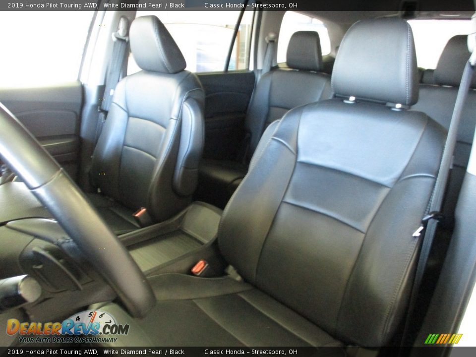 2019 Honda Pilot Touring AWD White Diamond Pearl / Black Photo #35