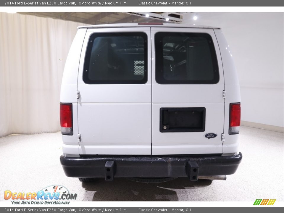 2014 Ford E-Series Van E250 Cargo Van Oxford White / Medium Flint Photo #13