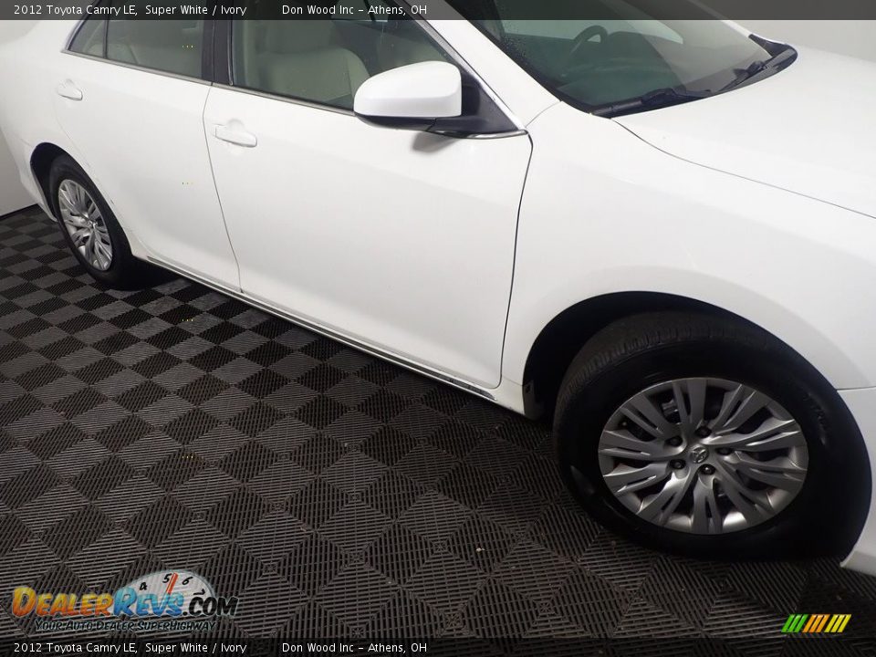 2012 Toyota Camry LE Super White / Ivory Photo #3
