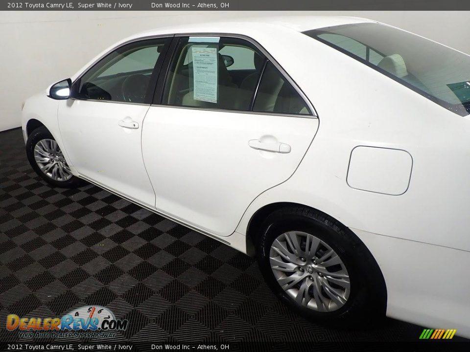 2012 Toyota Camry LE Super White / Ivory Photo #17