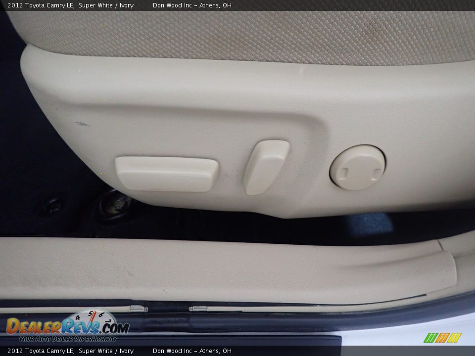 2012 Toyota Camry LE Super White / Ivory Photo #22