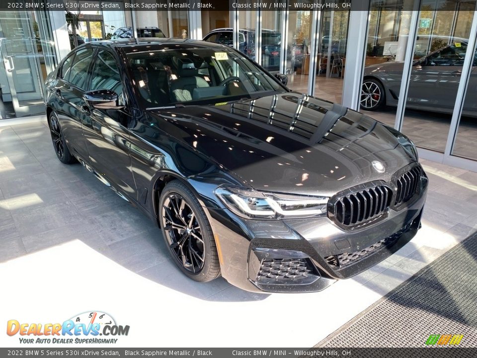 2022 BMW 5 Series 530i xDrive Sedan Black Sapphire Metallic / Black Photo #1